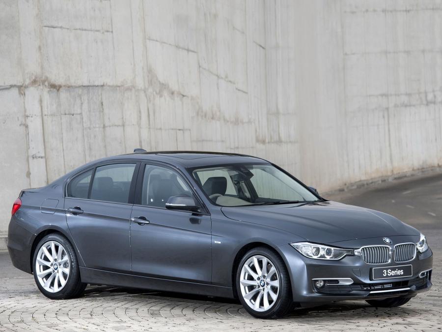  BMW 320d Sedan Modern Line 2012 года  (ZA) (фото 7 из 14)